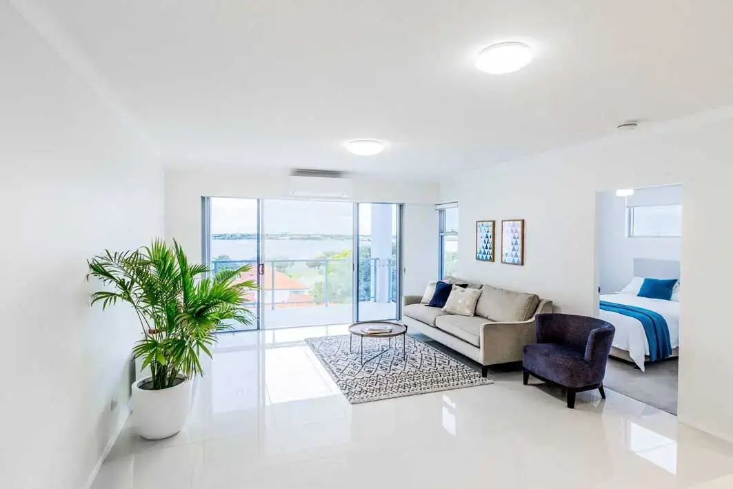 8 Norman, Southport QLD, by hhh architects
