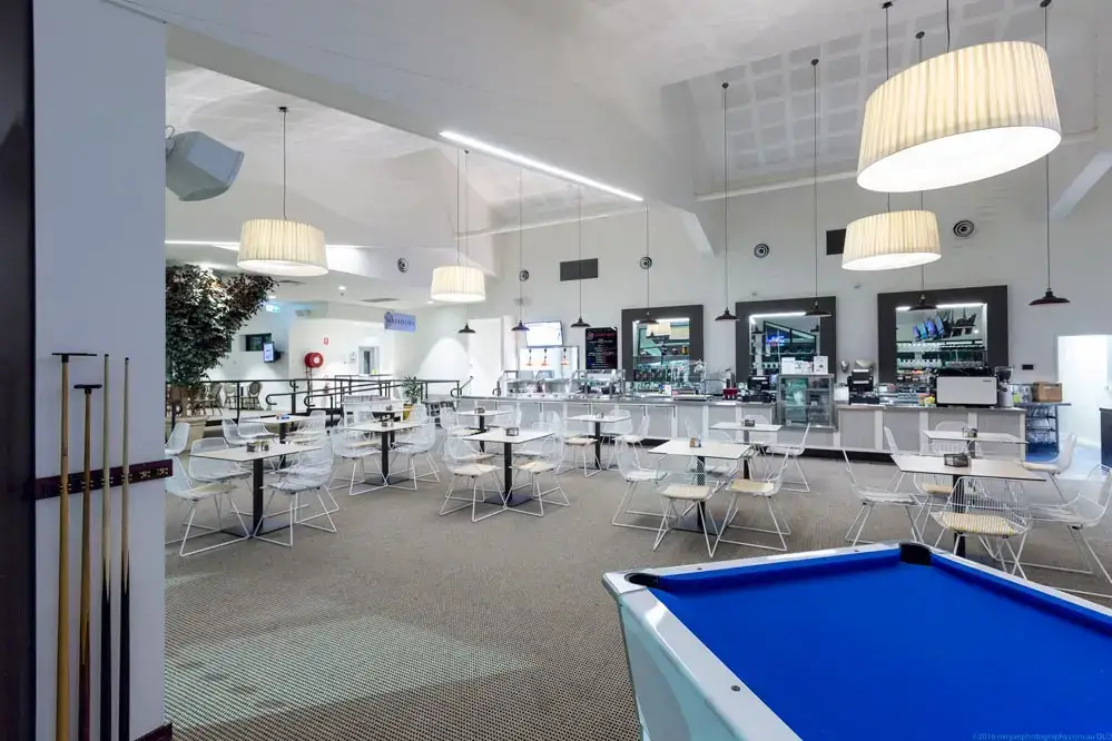 Broadbeach Bowls Club, Broadbeach QLD, by hhh architects