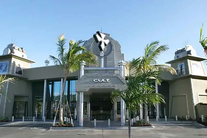 Cult, Burleigh QLD, by hhh architects