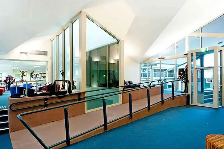 Emmanuel Chapel, Carrara QLD, by hhh architects
