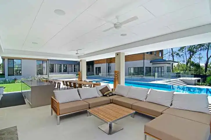 Jabiru, Mudgeeraba QLD, by hhh architects