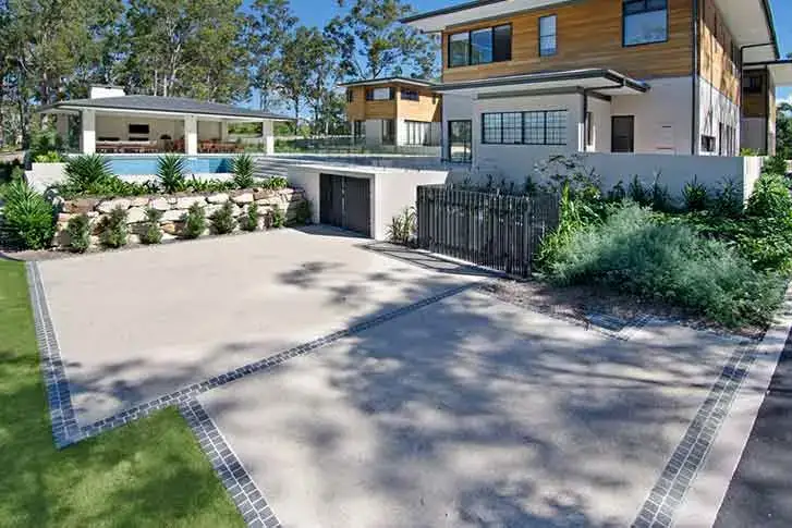 Jabiru, Mudgeeraba QLD, by hhh architects