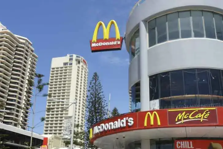 McDonald's, Eastern Australia, by hhh architects