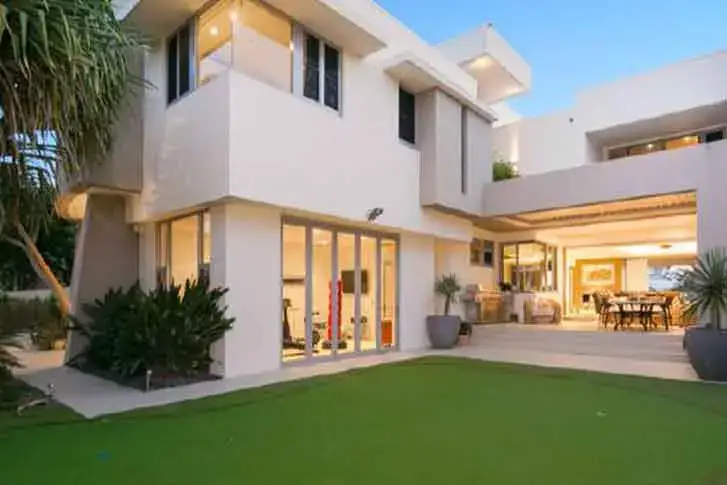 Shearwater, Runaway Bay QLD, by hhh architects