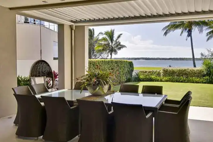 Shearwater, Runaway Bay QLD, by hhh architects