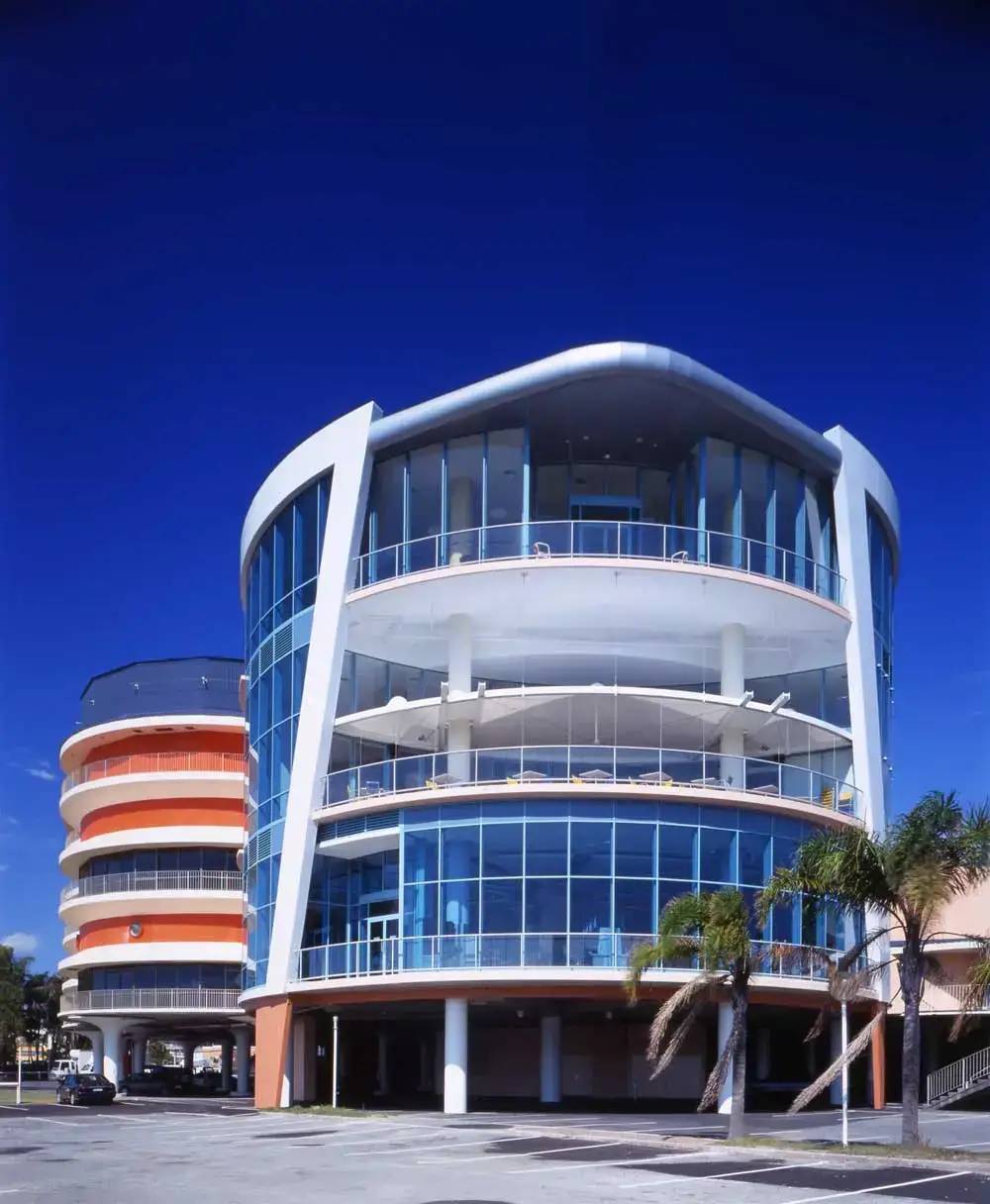 Twin Towns, Tweed Heads NSW, by hhh architects