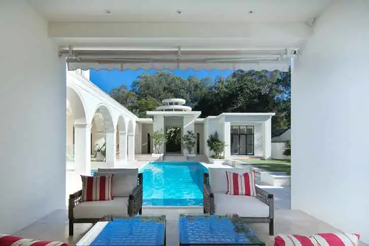 Winchester Street, Southport QLD, by hhh architects