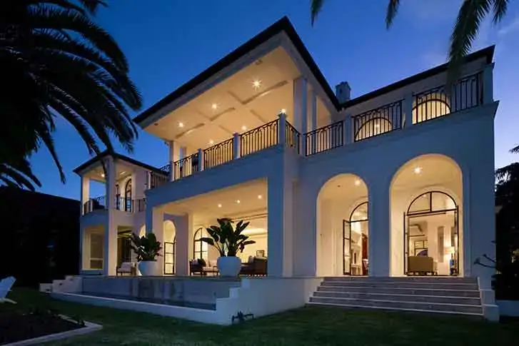 Winchester Street, Southport QLD, by hhh architects