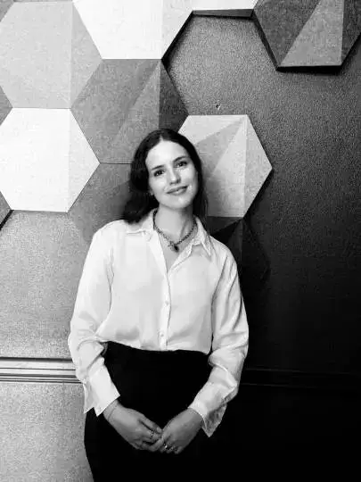 Valentina Iglesia, Graduate of Architecture, hhh architects